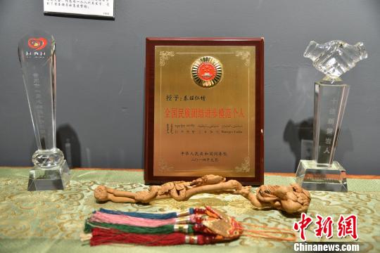 图为：2014年9月，秦旺仁增被国务院授予“全国民族团结进步模范个人” 范宇斌 摄